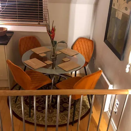 In The Heart Of Elegant Minster Lägenhet *