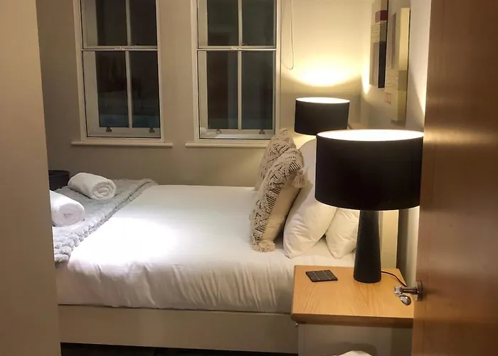 In The Heart Of Elegant Minster Appartamento