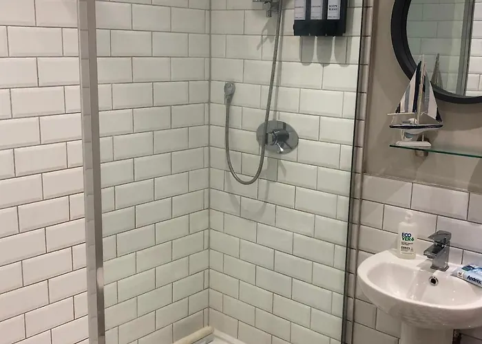 In The Heart Of Elegant Minster Appartamento York